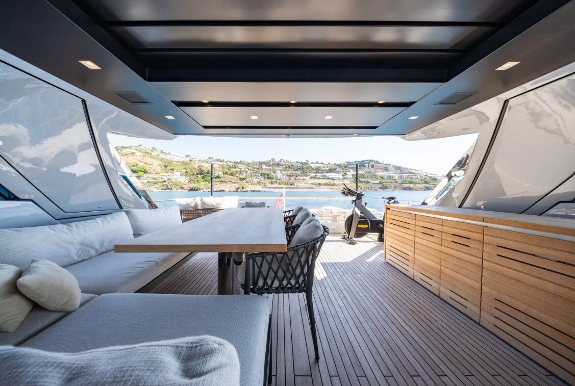 Sanlorenzo SX88 2021 — Saint-Martin