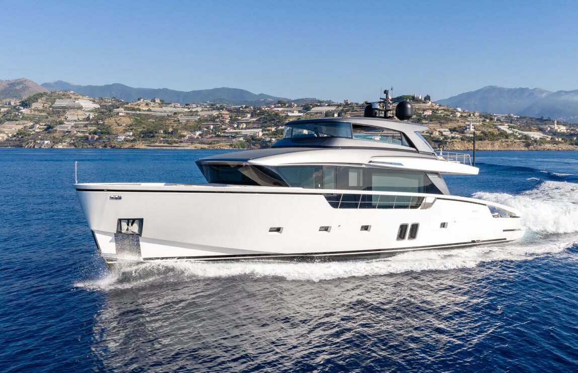 Sanlorenzo SX88 2021 — Saint-Martin