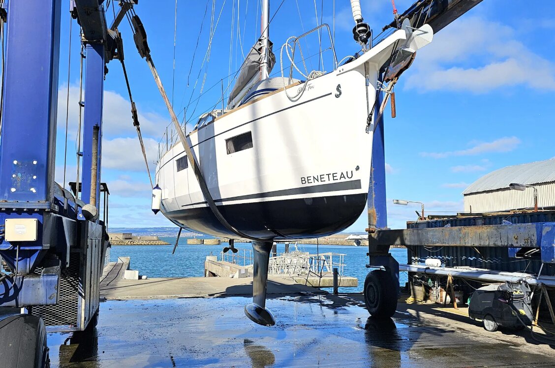 2024 Beneteau Oceanis Yacht 60 — Miami