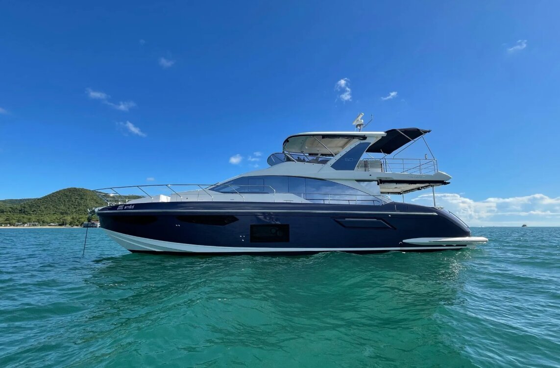 Azimut 60 2022 — Cancún