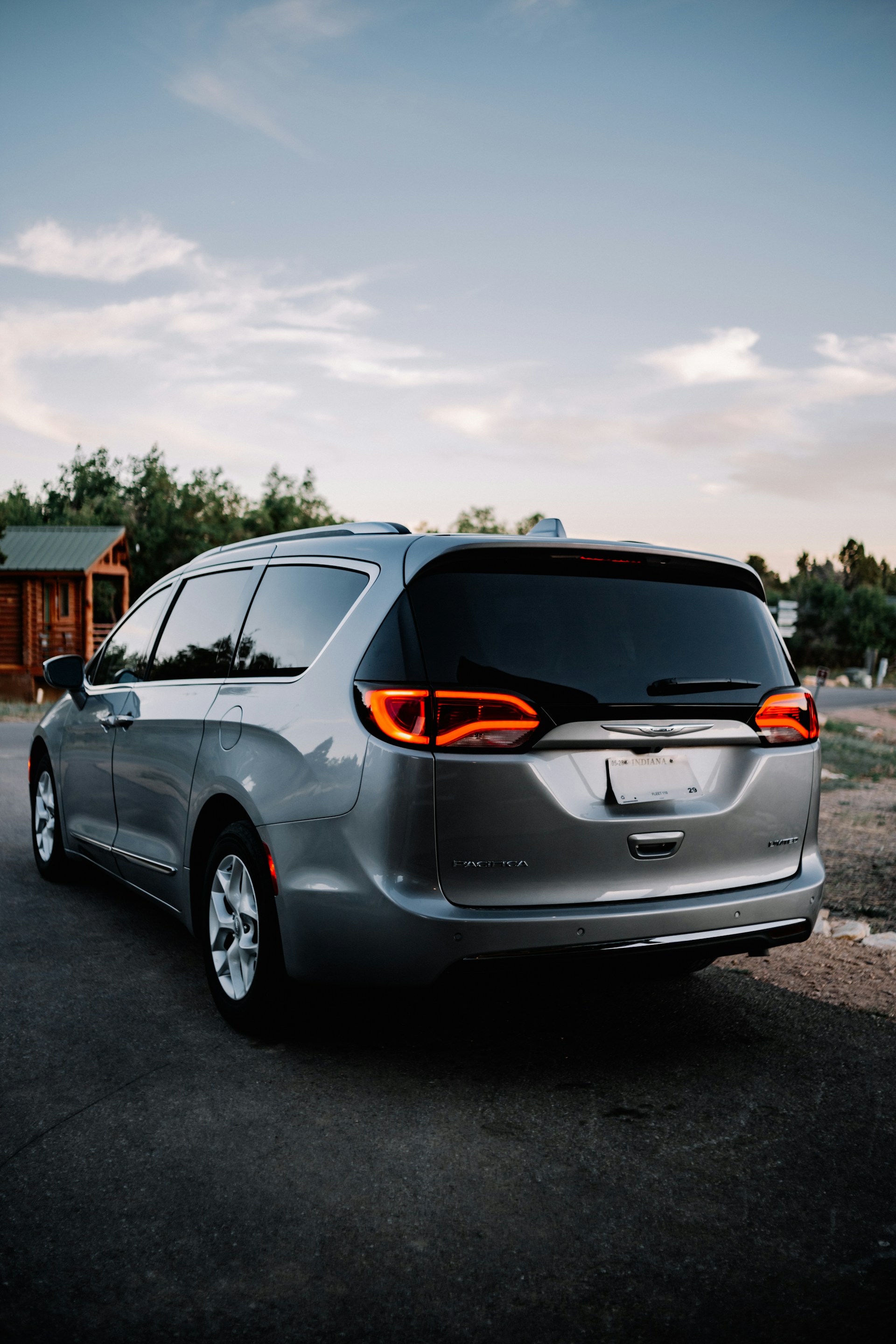 2025 Chrysler Pacifica Limited Rental — Orlando