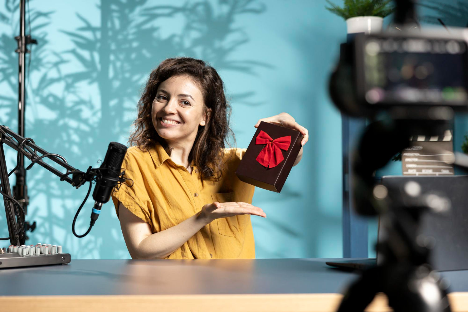  Promotional Videos